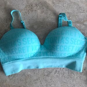 NWT large VS bra a